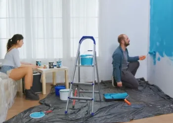 rush-dipped-blue-paint-apartment-redecoration-home-construction-while-renovating-improving-repair-decorating_482257-14161 rush-dipped-blue-paint-apartment-redecoration-home-construction-while-renovating-improving-repair-decorating_482257-14161